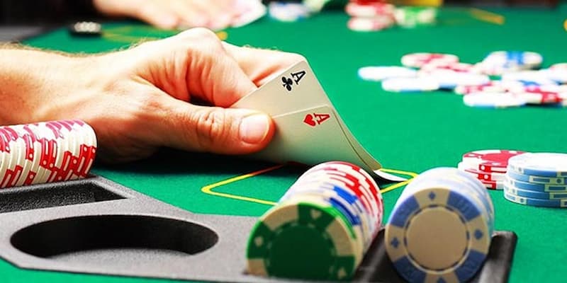 Kinh nghiệm từ cao thủ xì tố là gì?